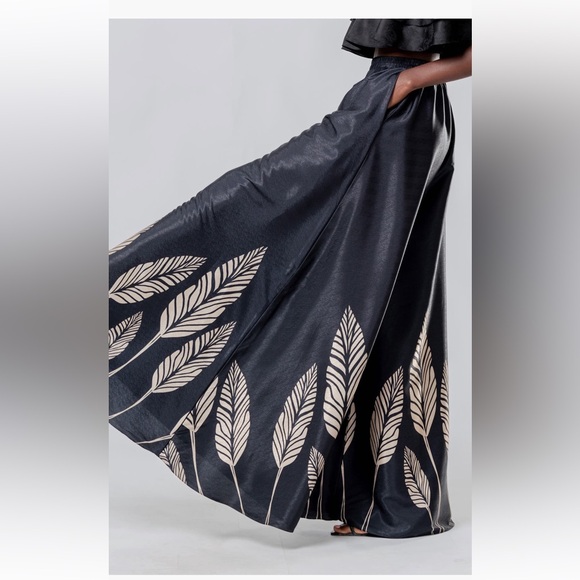 Diarrablu Nordstrom Black and Cream Leaf Wide-Leg Pants - Picture 3 of 6